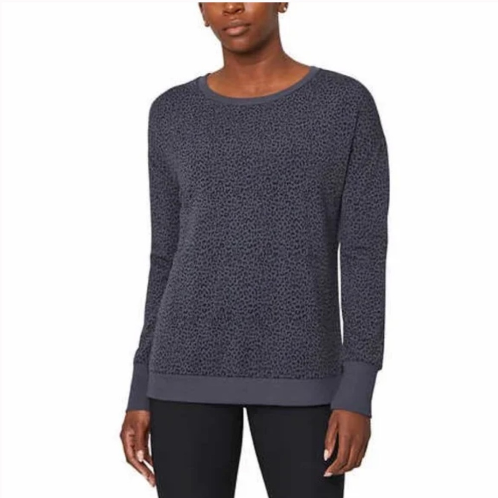 NWT Mondetta Ladies' Lightweight Printed Top